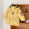 Chaqueta de plumón para niño acolchada de longitud media